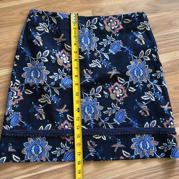 Loft Skirt Womens Size 4 Navy Blue Floral Print Tapestry A-Line Stretch Lined - Picture 6 of 9